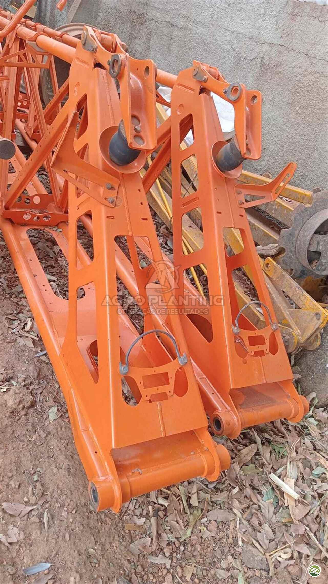 PULVERIZADOR JACTO UNIPORT 3030 Tração 4x4 Agro Planting NOVA MUTUM MATO GROSSO MT